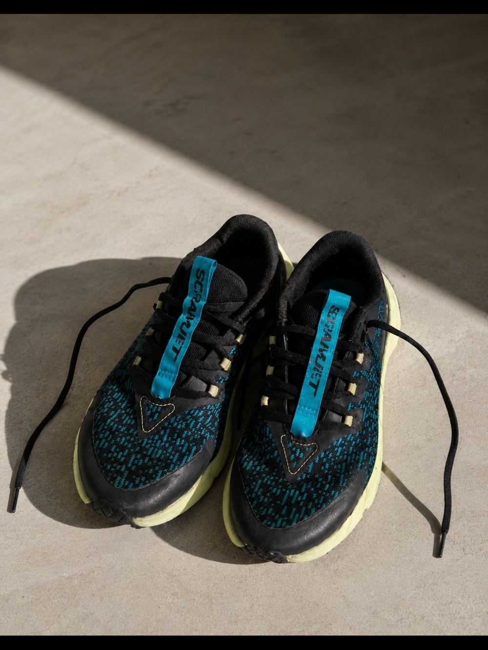 Under Armour Teal & Black Tennis Shoes Running Athletic